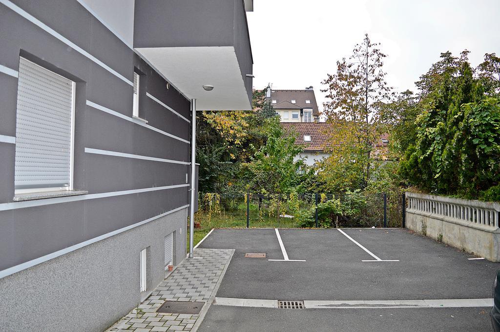 Apartments Tony Ζάγκρεμπ Εξωτερικό φωτογραφία